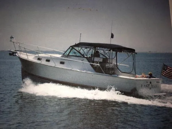 Slide: The Image of Mainship Pilot 1999 - 1