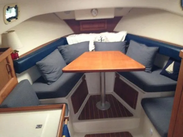Slide: The Image of Mainship Pilot 1999 - 4