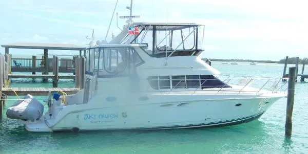 Slide: The Image of Silverton 442 Cockpit Motor Yacht Diesel 2000 - 0