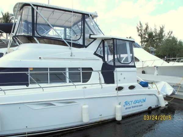 Slide: The Image of Silverton 442 Cockpit Motor Yacht Diesel 2000 - 3
