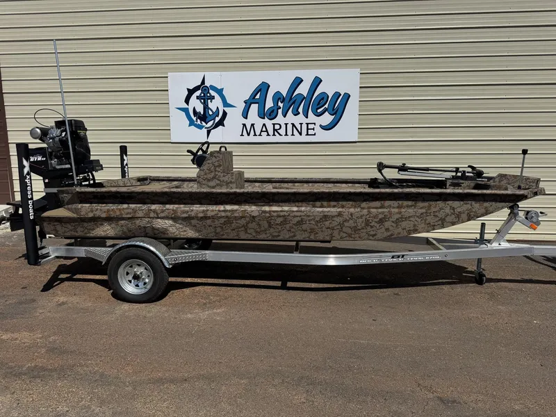 The Image of Xpress Bayou Series 180CC 2026 - 1