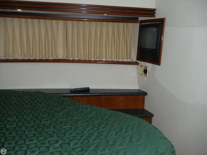 Slide: The Image of Carver Yachts Voyager 450 2000 - 7