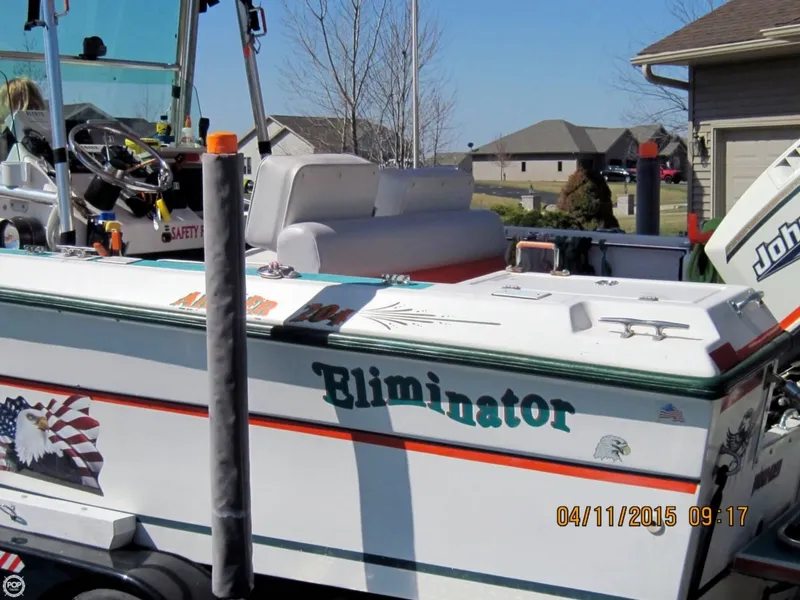 Slide: The Image of Angler 204 Center Console 1996 - 4