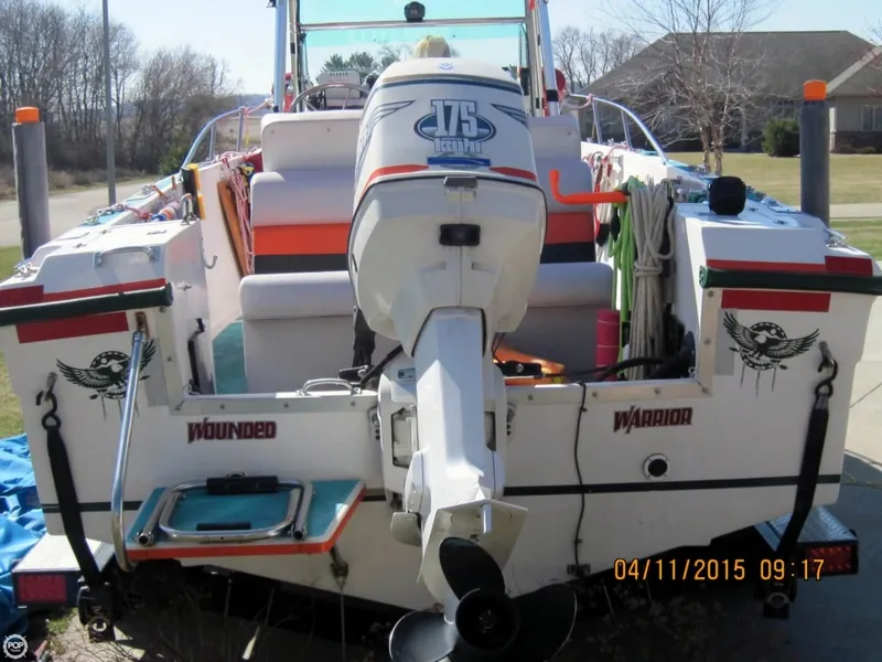 Slide: The Image of Angler 204 Center Console 1996 - 7