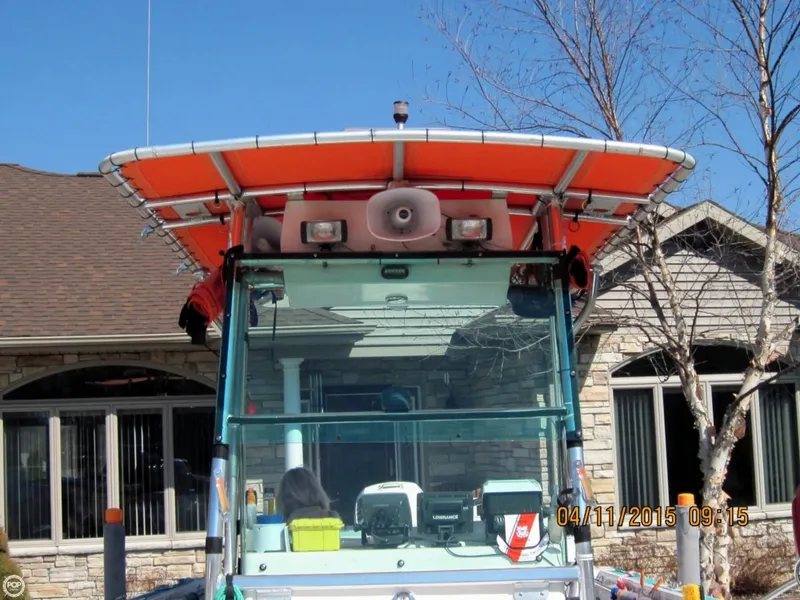 Slide: The Image of Angler 204 Center Console 1996 - 8