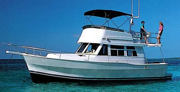 Slide: The Image of Mainship 390 Trawler 2002 - 3