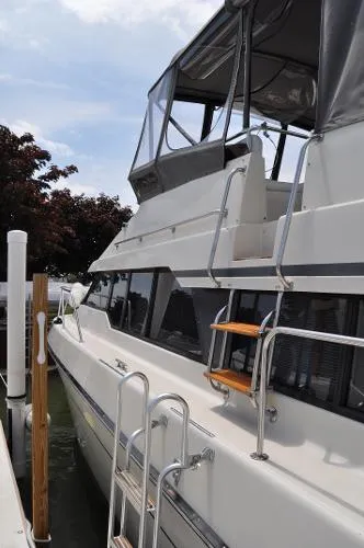 Slide: The Image of Silverton 37 Motor Yacht 1989 - 4