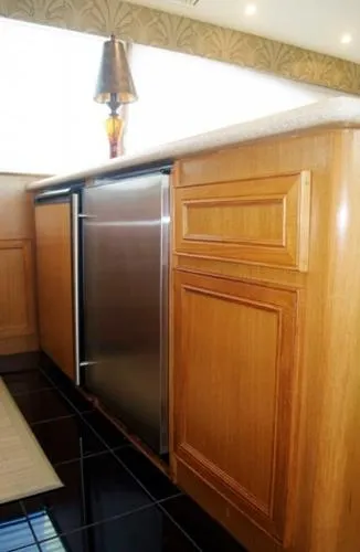 Slide: The Image of Egg Harbor 52 Sport Yacht 2002 - 10