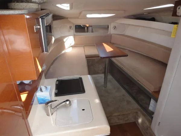 Slide: The Image of Sea Ray 250 Sundancer 2009 - 11