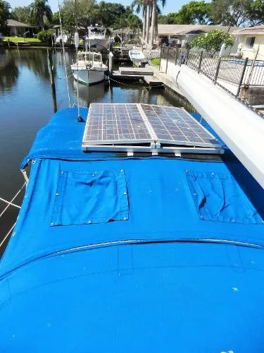 Slide: The Image of Island Packet 32 Cutter 1990 - 9