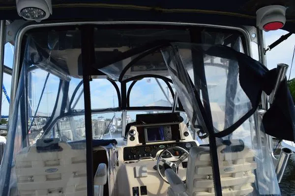 Slide: The Image of Grady-White Sailfish 282 WA 2005 - 10
