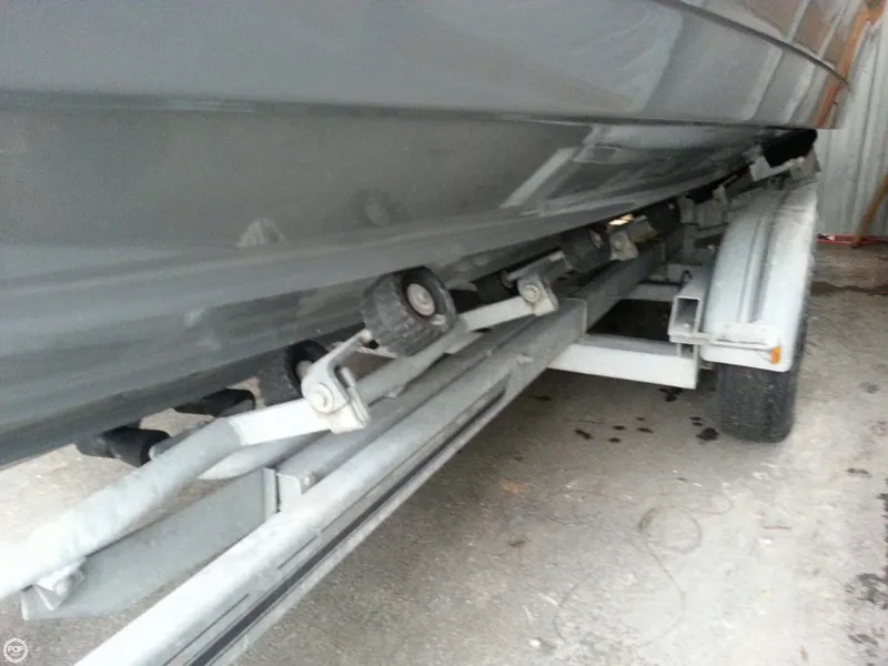 Slide: The Image of Bayliner 2655 Cierra Sunbridge 1990 - 4