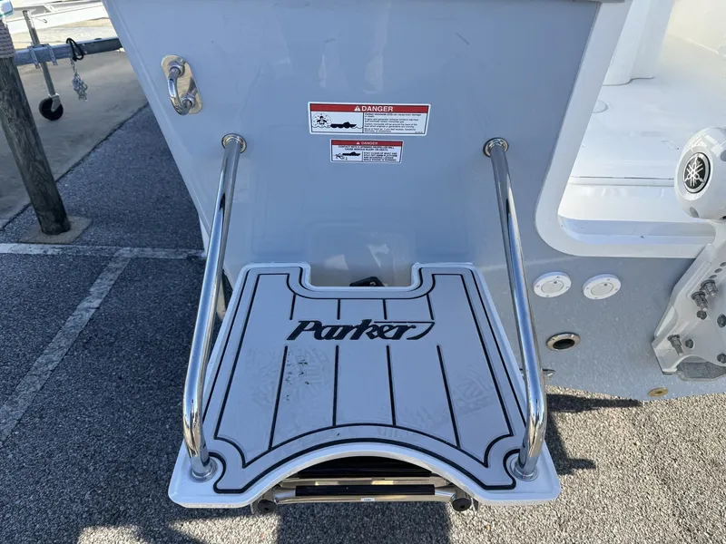 Slide: The Image of Parker Marine 230 Coastal Elite 2026 - 4