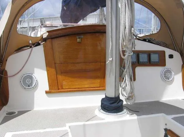 Slide: The Image of Shannon 38 Ketch 1979 - 2