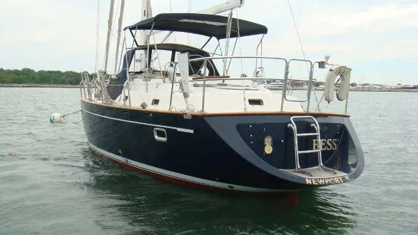 Slide: The Image of Tayana Deck Salon 48' Deck Salon 2001 - 1