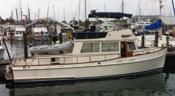 Slide: The Image of Grand Banks 42 Classic 1974 - 0