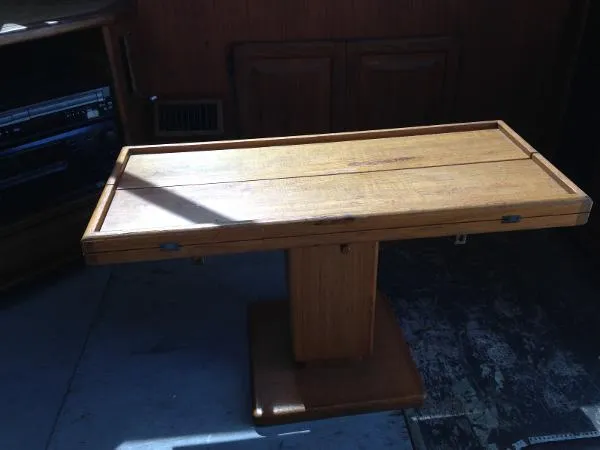 Slide: The Image of Viking 48 Convertible 1986 - 10