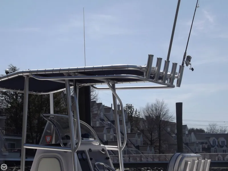 Slide: The Image of Grady-White 222 Fisherman 2002 - 9