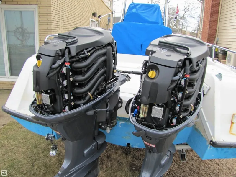 Slide: The Image of Boston Whaler 21 Outrage Guardian 1972 - 6