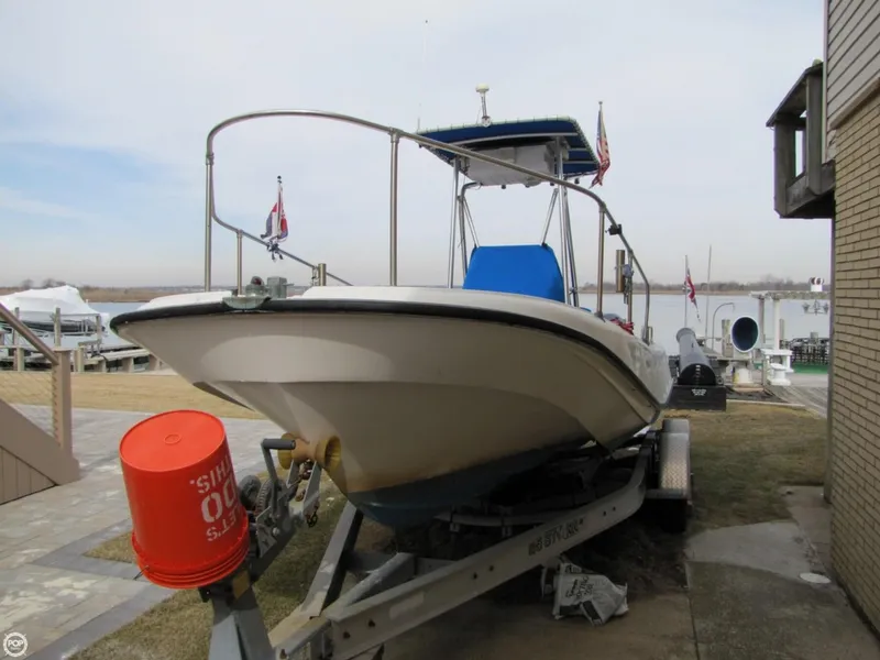Slide: The Image of Boston Whaler 21 Outrage Guardian 1972 - 9