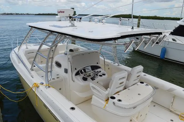 Slide: The Image of Boston Whaler 320 Outrage Cuddy Cabin 2008 - 11