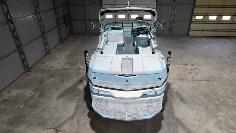 Slide: The Image of MasterCraft NXT22 2026 - 11