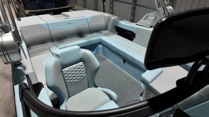 Slide: The Image of MasterCraft NXT22 2026 - 35