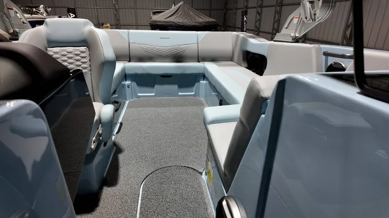 Slide: The Image of MasterCraft NXT22 2026 - 36