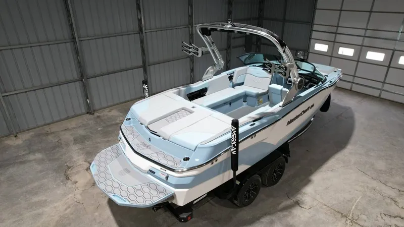 Slide: The Image of MasterCraft NXT22 2026 - 4