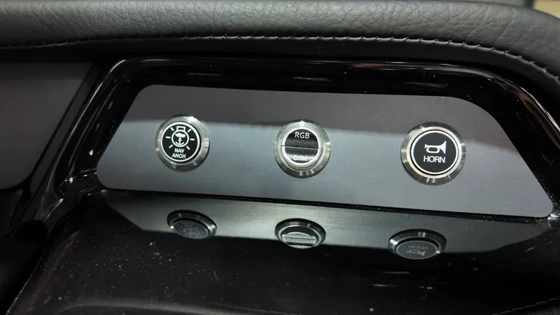 Slide: The Image of MasterCraft NXT22 2026 - 41