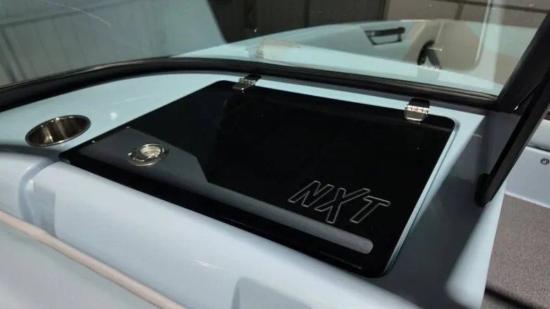 Slide: The Image of MasterCraft NXT22 2026 - 48