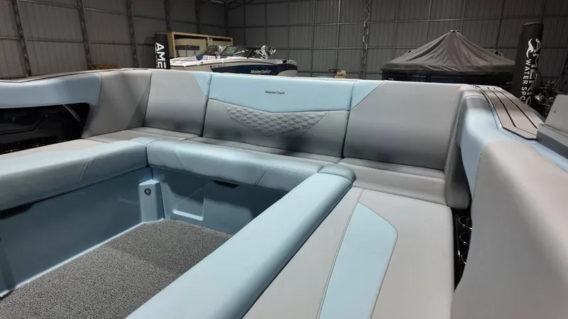 Slide: The Image of MasterCraft NXT22 2026 - 55