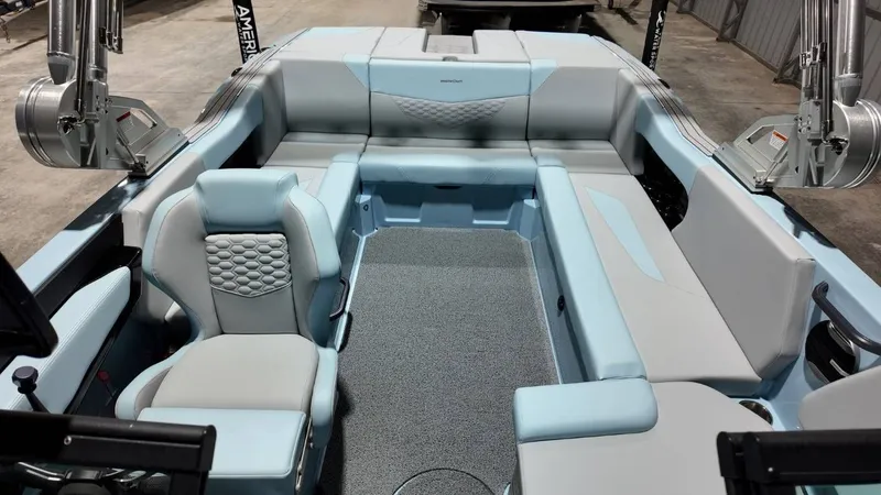 Slide: The Image of MasterCraft NXT22 2026 - 61