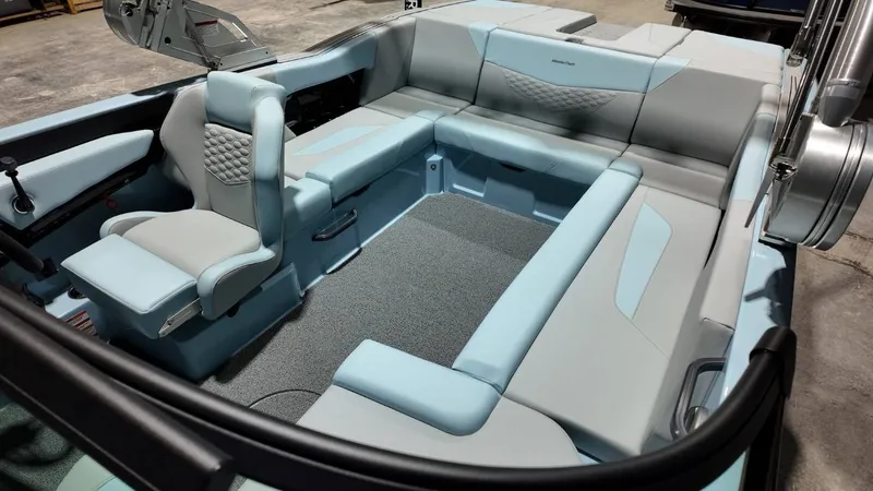 Slide: The Image of MasterCraft NXT22 2026 - 62