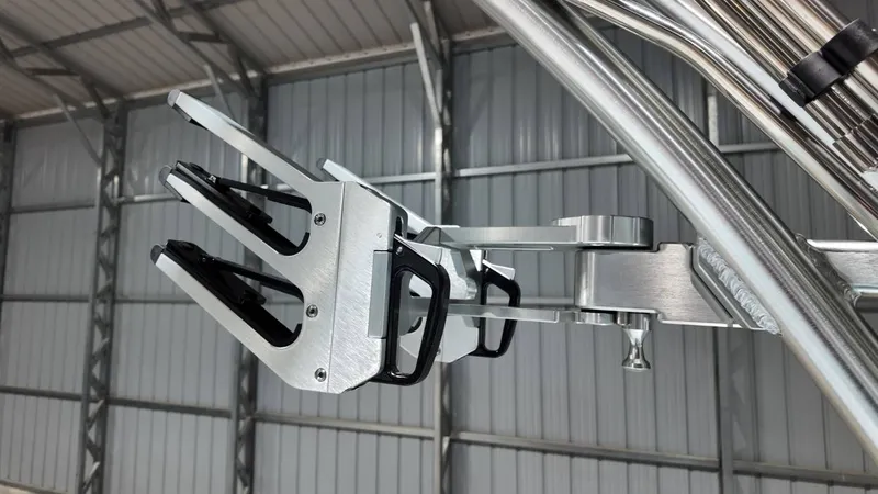 Slide: The Image of MasterCraft NXT22 2026 - 65