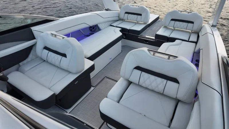 Slide: The Image of Regal LS6 Surf 2026 - 30