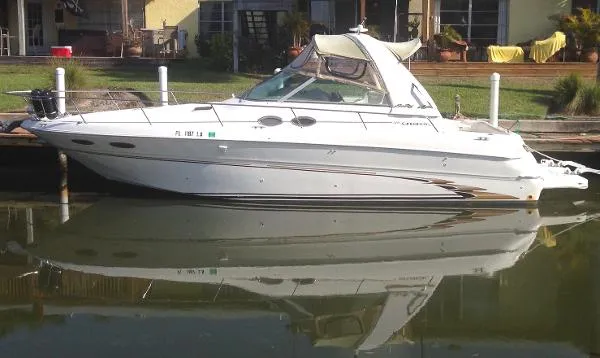 Slide: The Image of Sea Ray 310 Sundancer 1999 - 0