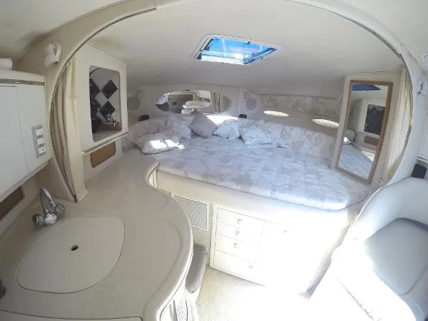 Slide: The Image of Sea Ray 310 Sundancer 1999 - 2