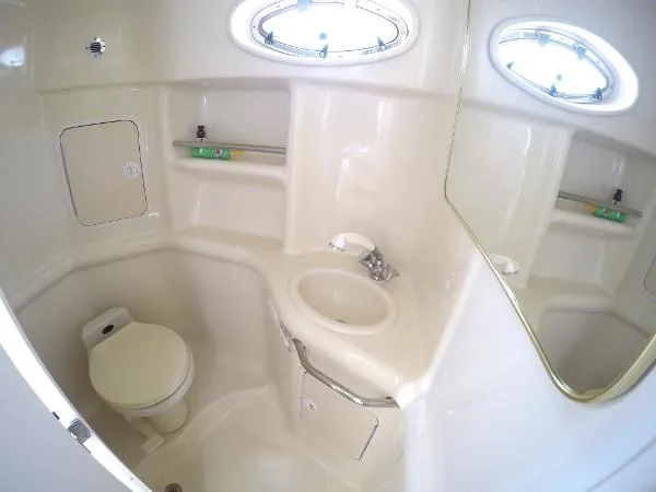 Slide: The Image of Sea Ray 310 Sundancer 1999 - 5