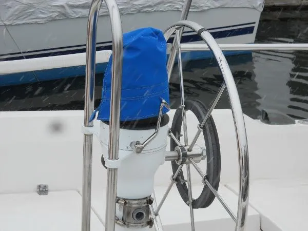Slide: The Image of Catalina 27 Tall Rig 1985 - 10