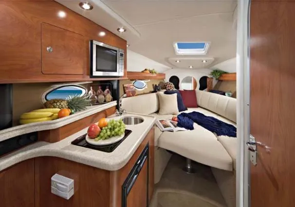 Slide: The Image of Rinker 260 Express Cruiser 2008 - 3