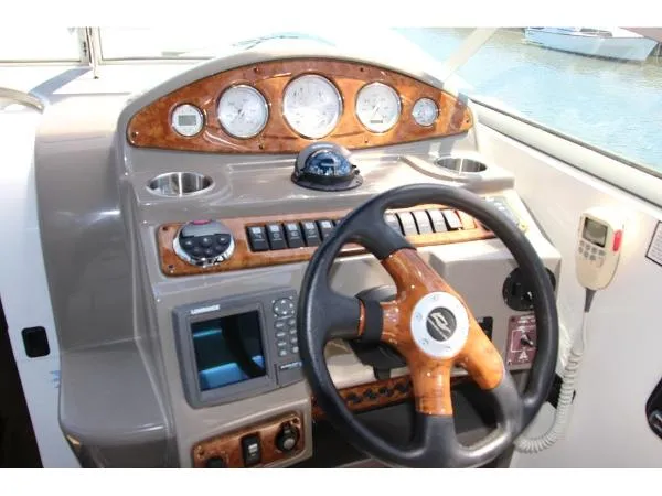 Slide: The Image of Rinker 260 Express Cruiser 2008 - 4