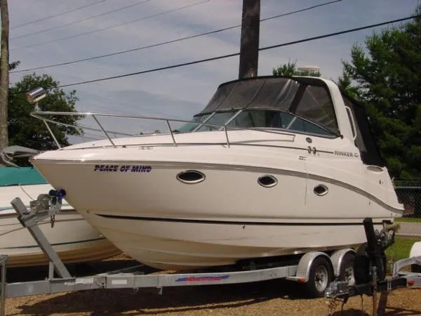 Slide: The Image of Rinker 260 Express Cruiser 2008 - 6