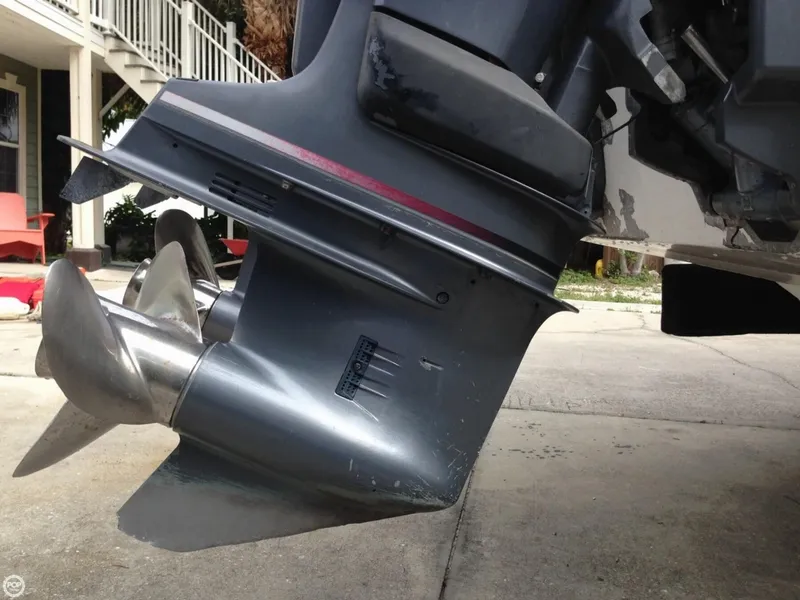 Slide: The Image of Grady-White 24/Fisherman Center Console 1986 - 7