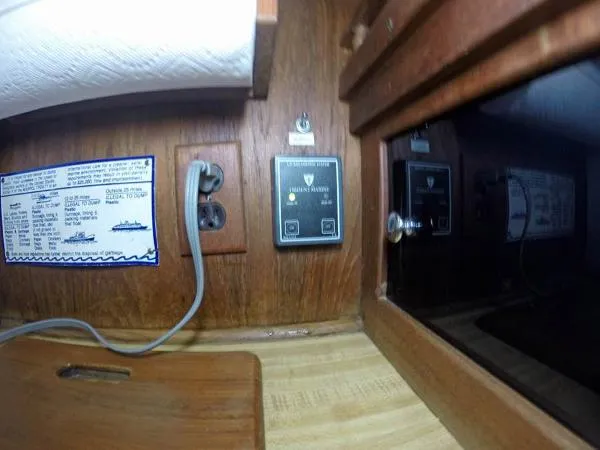 Slide: The Image of Catalina 30 1984 - 10