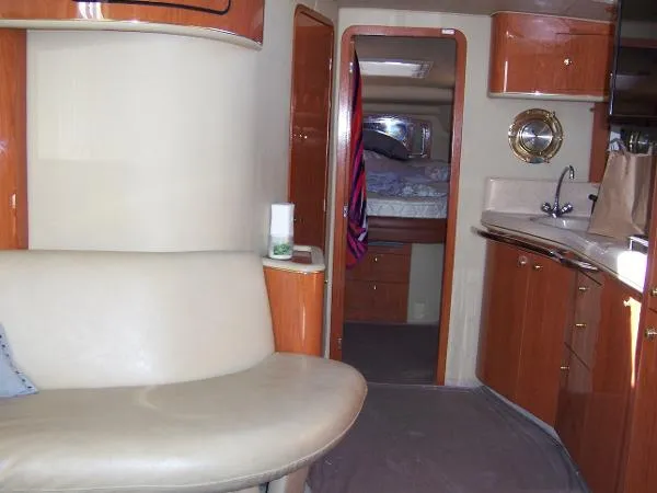 Slide: The Image of Sea Ray 450 Sundancer 1998 - 11