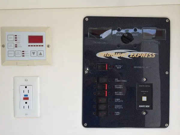 Slide: The Image of Midnight Express 39 Cuddy Cabin 2006 - 7