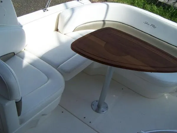 Slide: The Image of Sea Ray 260 Sundancer 2006 - 11