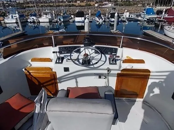 Slide: The Image of Cooper Yachts Prowler 10M 1989 - 7