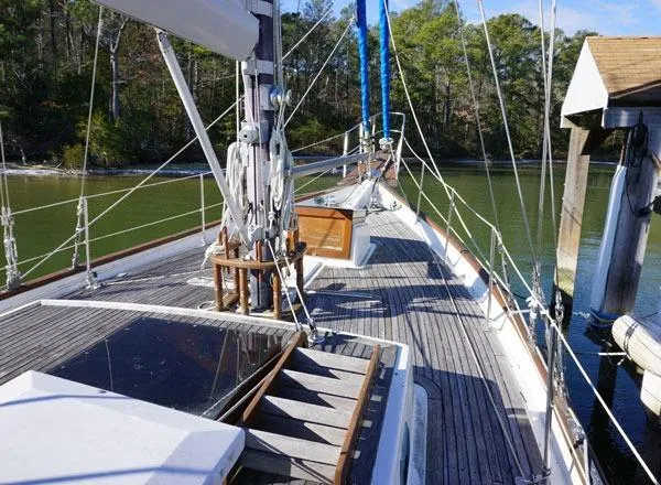 Slide: The Image of Vagabond 47 1982 - 3